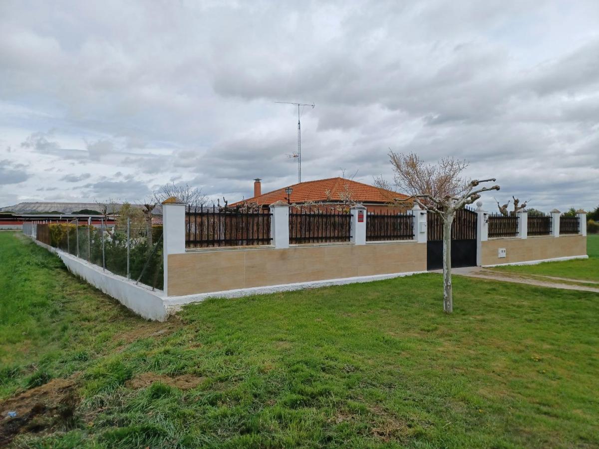 La Espiga Villa Valladolid Exteriör bild